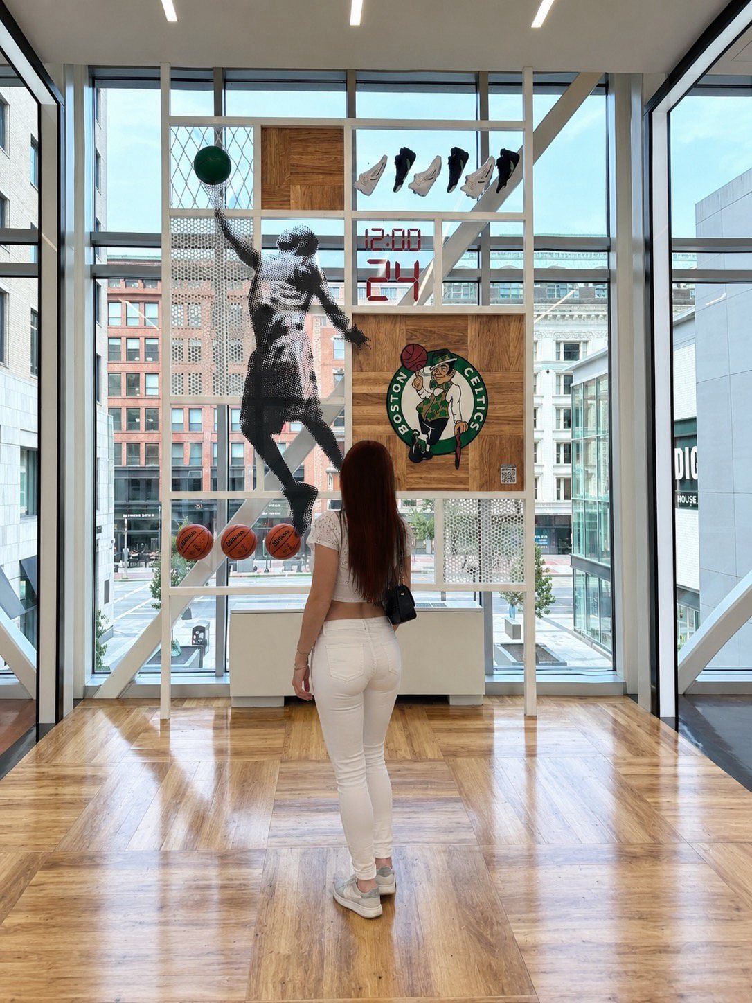 Blair at a Celtics display